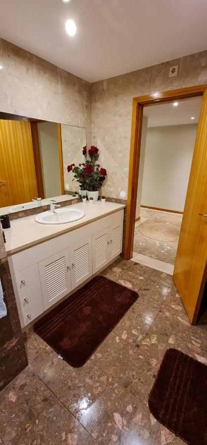 3Doorsdown Apartment Вила Нова ди Гая Екстериор снимка